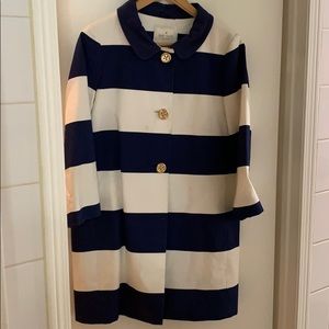 Woman’s Kate spade trench coat